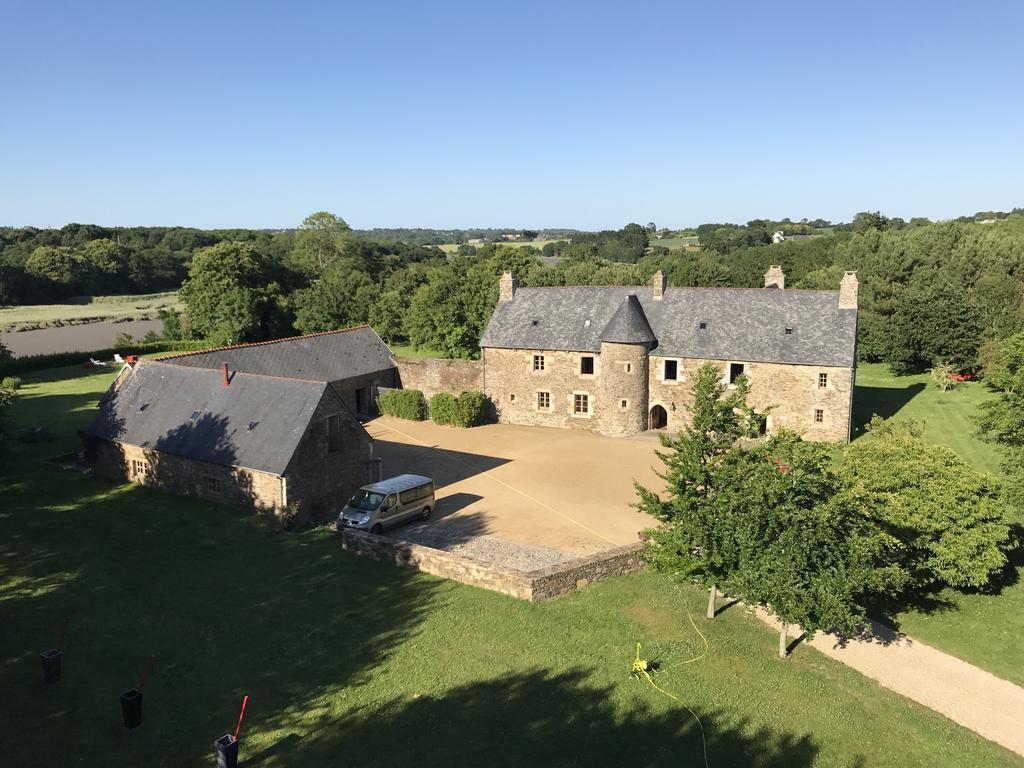 Gite Du Manoir Du Cosquer Pommerit-Jaudy ภายนอก รูปภาพ
